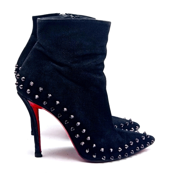 Christian Louboutin Black Boots Willetta Spiked Bootie Spike stud Studded 38 8 - Picture 1 of 12
